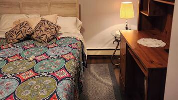 2 bedrooms, desk, free WiFi, bed sheets