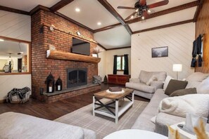 スマートテレビ、DVD プレーヤー