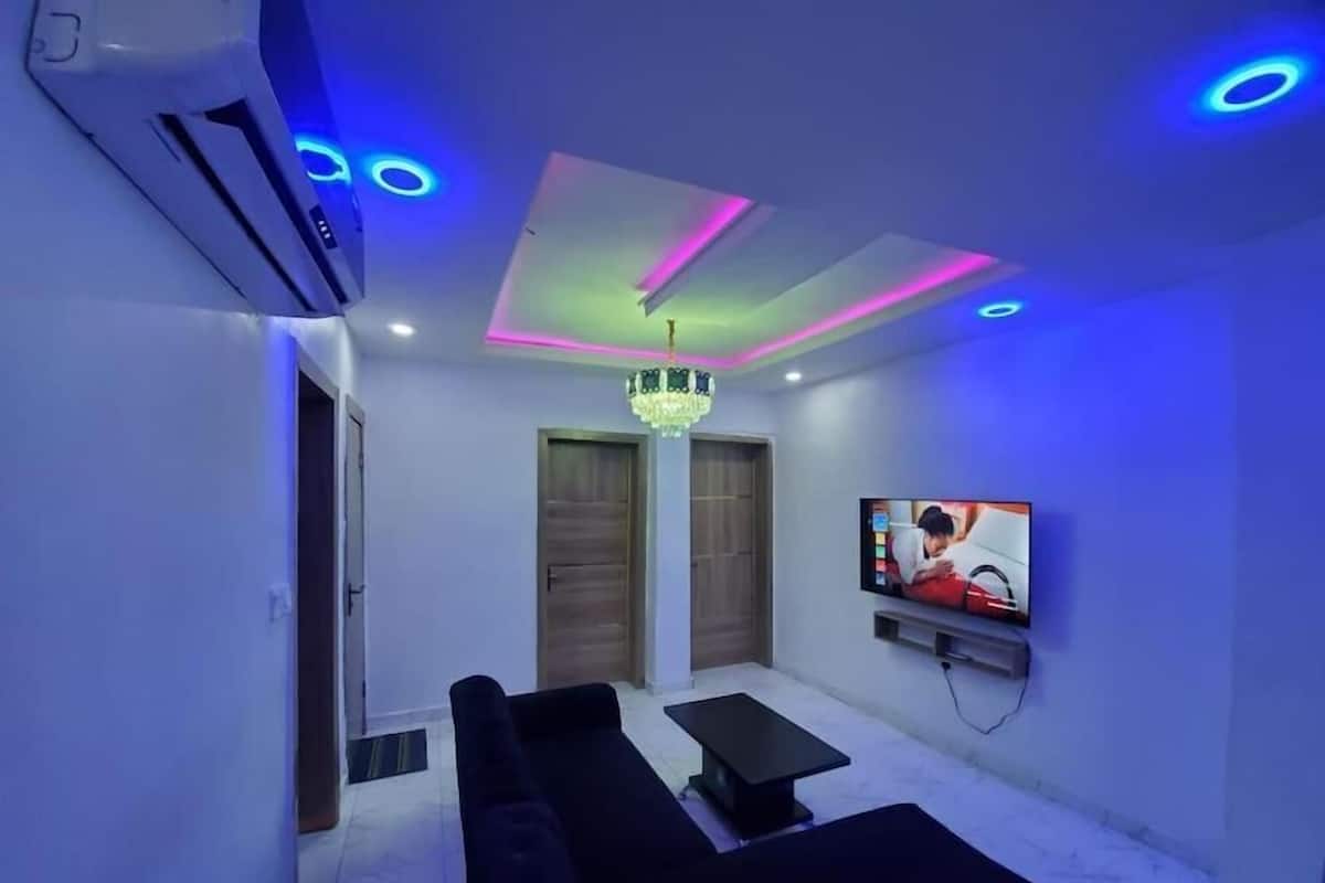 Family Apartment, Courtyard View | Living area | TV