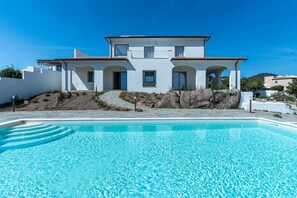 5 bedrooms - Villa Infinity by Wonderful Italy (Olbia)