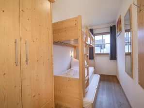House | 5 bedrooms, bed sheets - Austrian Mountain Chalet Retreat (Wald im Pinzgau)