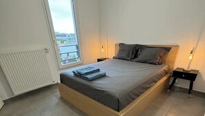 4 bedrooms, iron/ironing board, WiFi, bed sheets - Luxurious 5 pc + Jacuzzi + rooftop + terrace + air conditioning (Montpellier)