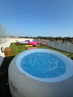 Terrace/patio - Luxurious 5 pc + Jacuzzi + rooftop + terrace + air conditioning (Montpellier)