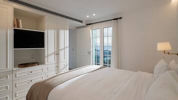 3 makuuhuonetta, silitysrauta/-lauta, Wi-Fi, vuodevaatteet