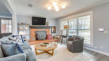 House (3 Bedrooms) | Front of property