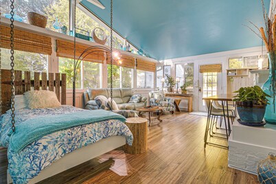 4 Mi to Falls Lake: Dog-friendly Wake Forest Home