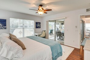 House (3 Bedrooms) | Interior - On-site Canal Access: Luxe Home in Palm Coast! (Palm Coast)