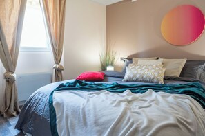 1 bedroom, iron/ironing board, travel crib, free WiFi - [Piazza Erbe] In city center up to 4 guests with parking (Verona)