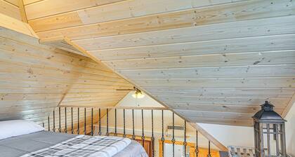 Bryce Canyon Basecamp: Historic Homesteader Cabin