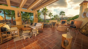 Rooftop bar