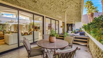 公寓 | 2 間臥室、網路服務