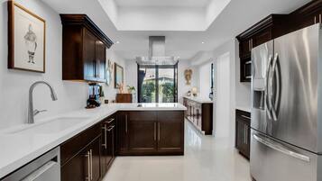 公寓 | 2 間臥室、網路服務