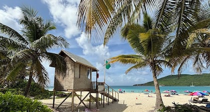 Relax & Unwind with Stunning Views at La Vista apartment in gorgeous Culebra