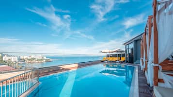 Piscina stagionale all'aperto