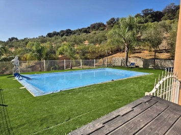 Vue sur piscine