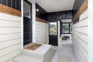 Interior - High Street Hideaway (Athol)