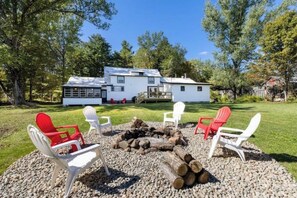 Terrace/patio - High Street Hideaway (Athol)