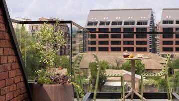 Departamento estándar, balcón, vista a la ciudad | Balcón