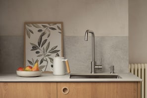 Standard-Apartment, Balkon, Stadtblick | Eigene Küche