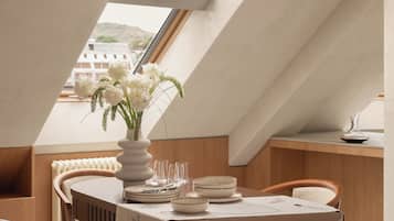 Design Studio, Balcony, City View | Individually decorated, individually furnished, laptop workspace