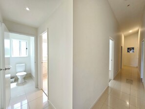 Shower - Tallara @ Robe - Stop and stay a while (Robe)