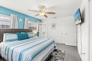 3 bedrooms, iron/ironing board, WiFi, bed sheets