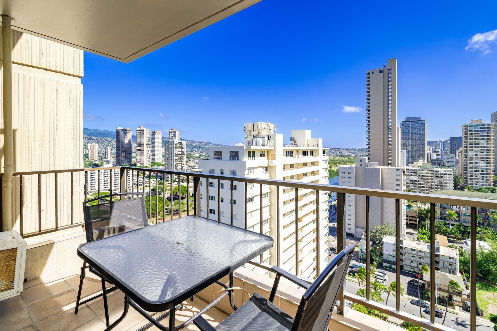 Studio | Utendørsservering