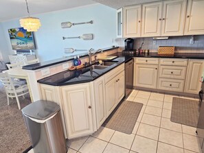Microwave, coffee/tea maker