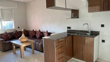 Apartment, 1 Bedroom | Living area