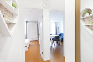 Interior - Notting Hill–2BR 2 Bath Apartment Near Portobello (London)