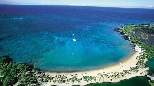 Newly Renovated Top Floor Luxury Waikoloa Beach Villa F32, Fairway Views!!