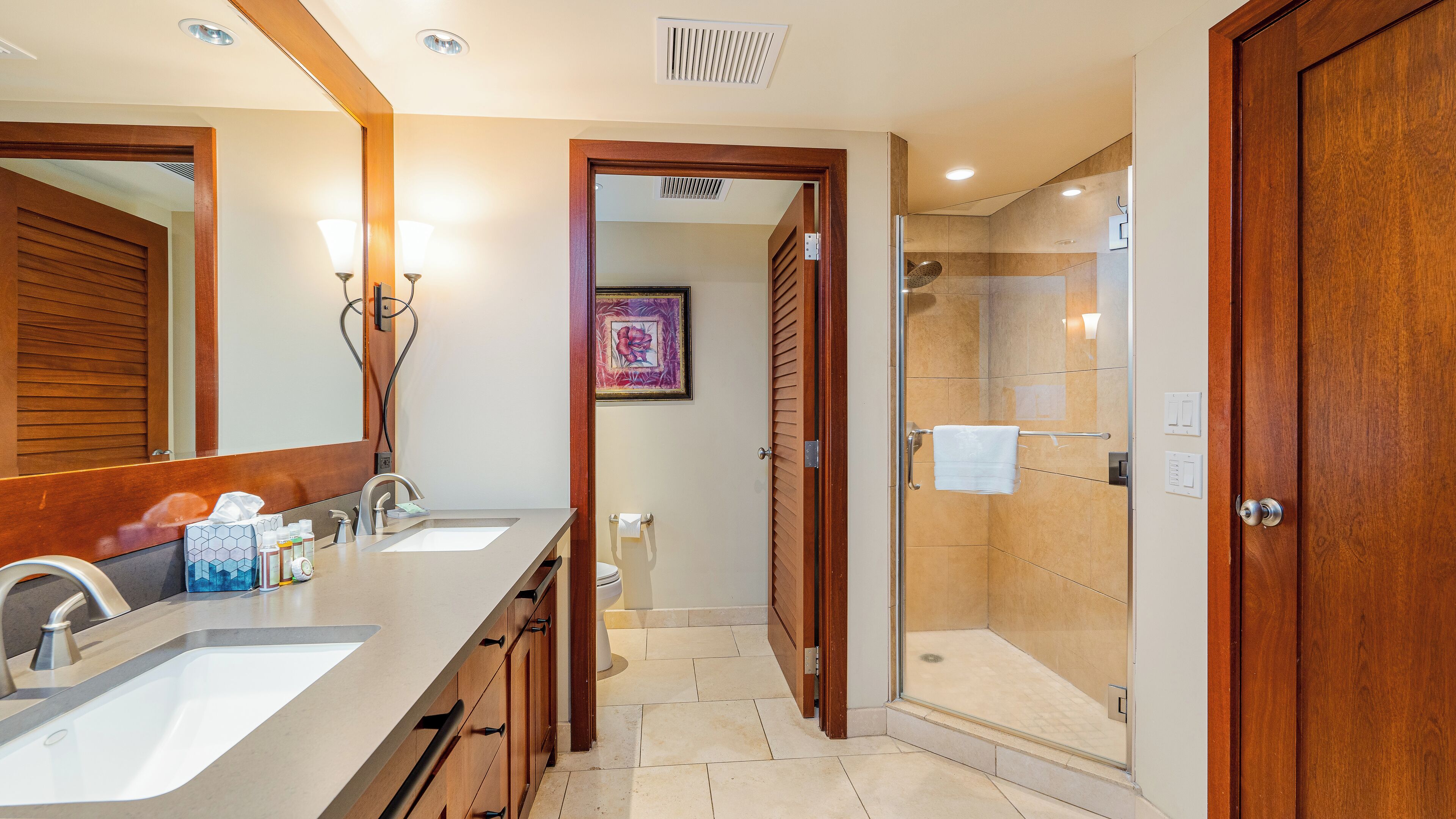 Beach Villas Peekaboo Ocean & Mountain View Resort w\/Luxurious Amenities - Photo 21