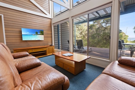 TV. Secluded lodges perfect for nature lovers