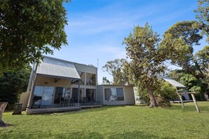 Exterior - Steamer - Waterfront Retreat: Secluded lodges perfect for nature lovers (Forge Creek)