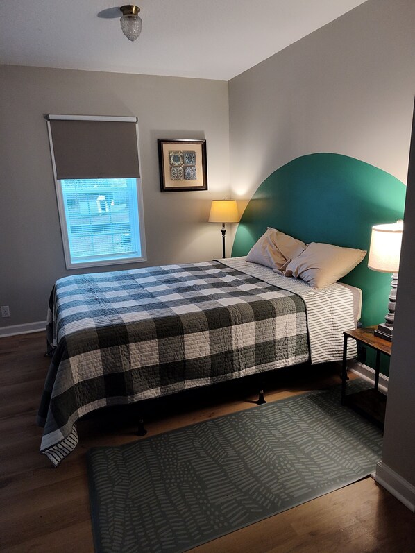 3 habitaciones, tabla de planchar con plancha y wifi gratis 