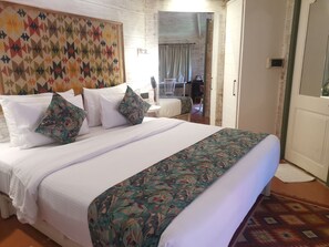 Luxury Room - Habitus Resort (Morjim)