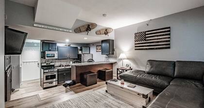 Slopeside! Cascades studio Sleeps 4