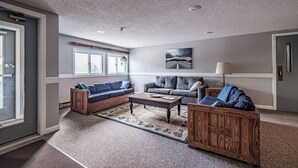 Living area - Cascades studio Sleeps 3 (Newry)