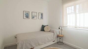 3 quartos, Wi-Fi de cortesia, roupa de cama