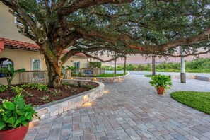 Front of property - Inn at Camachee Harbor by Coolvacay (St. Augustine)