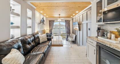 Inn at Camachee Harbor