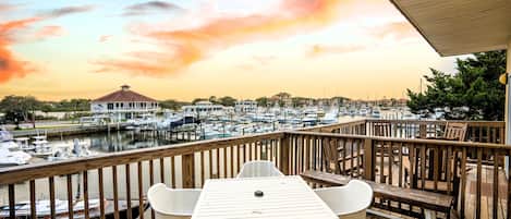 Traditional Studio, Balcony, Harbor View | Terrace/patio