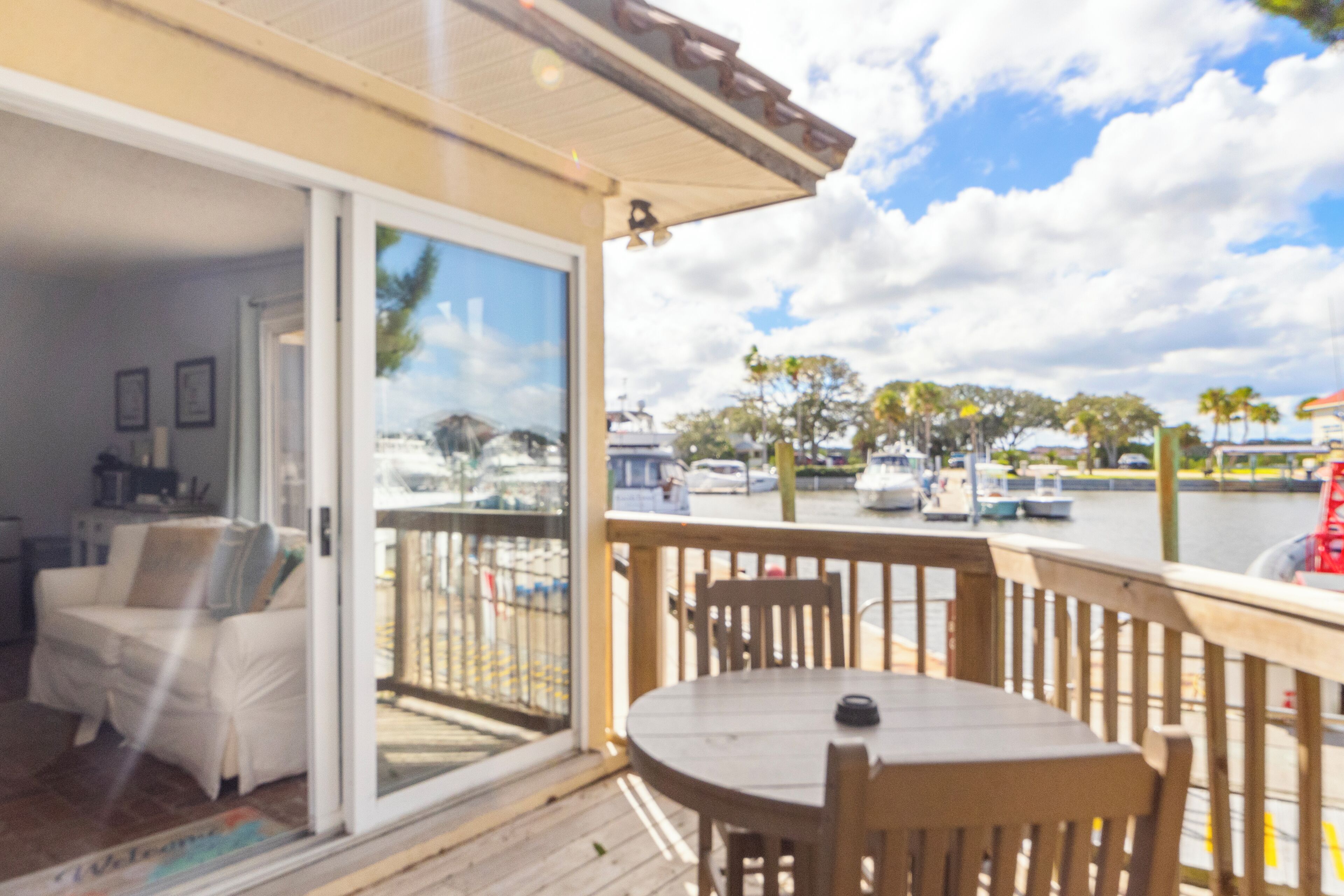 Estúdio standard, banheira de hidromassagem, vista para o porto | Terraço/pátio