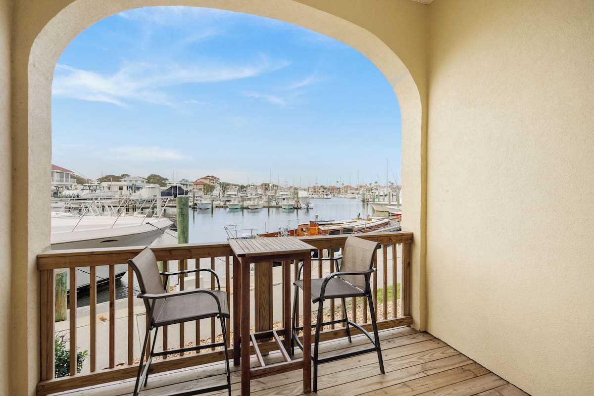 Standard Studio, Balcony, Harbor View | Terrace/patio