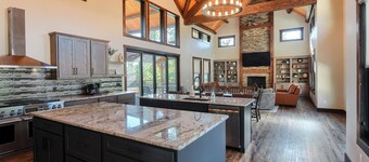 Luxurious 5,200 Sq. Ft. Modern Craftsman Getaway w/ Hot Tub, Covered Deck!