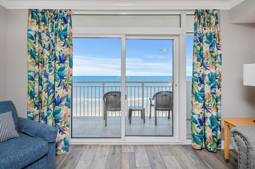 Spacious REAL 1 bedroom condo in enjoyable Myrtle Beach with Pools, Lazy River