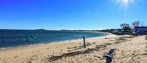 Sun-loungers, beach towels