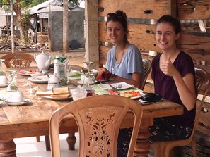 Desayuno continental incluido todos los días