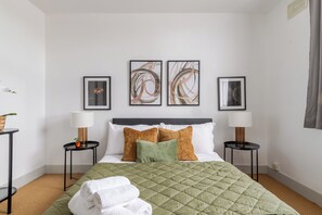 1 室のベッドルーム、アイロン / アイロン台、WiFi、ベッドシーツ