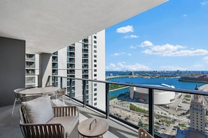 Luxury Apartment, 3 Bedrooms, City View | Balcony